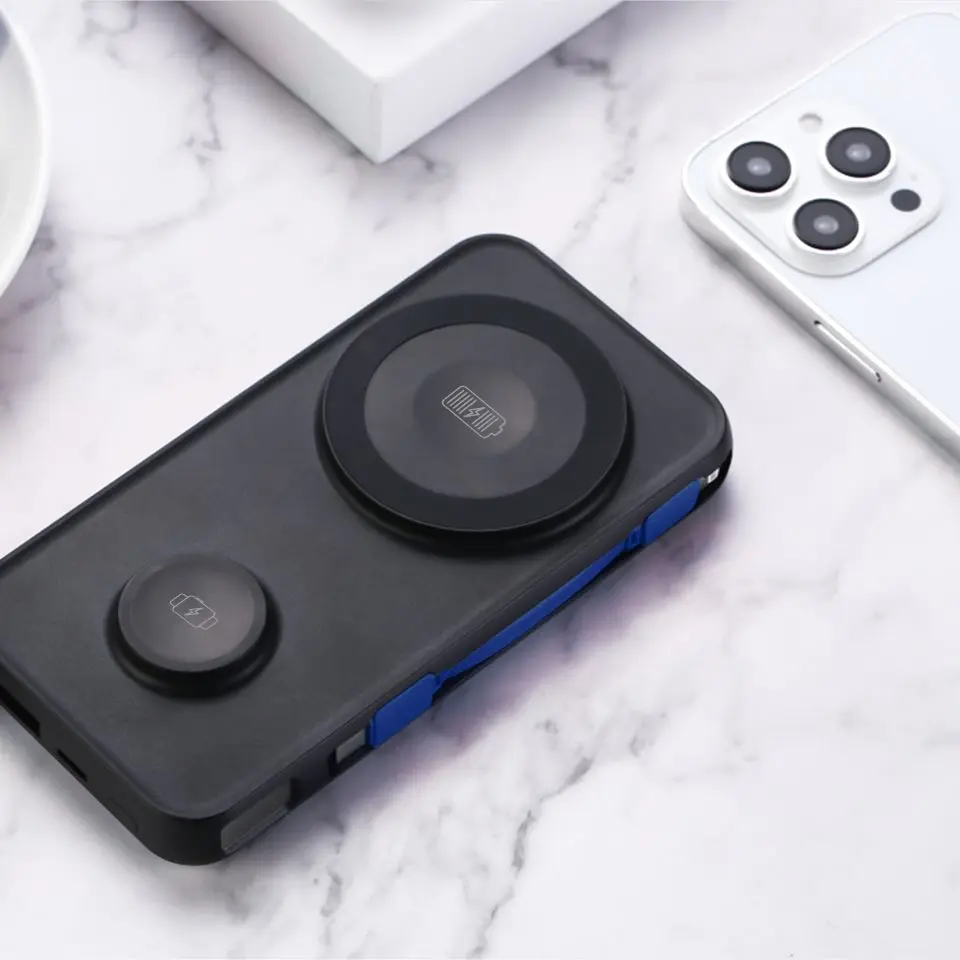 accessories-pastelup-powerbank-10,000mah-black-06.webp